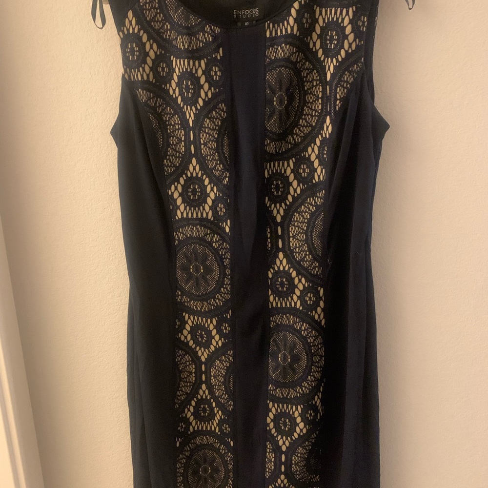 Blue with taupe underlay design dress.